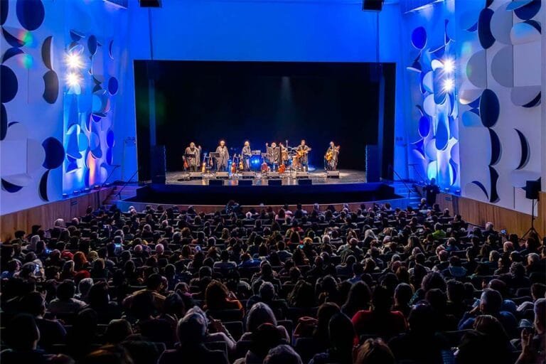 Centro Cultural CEINA